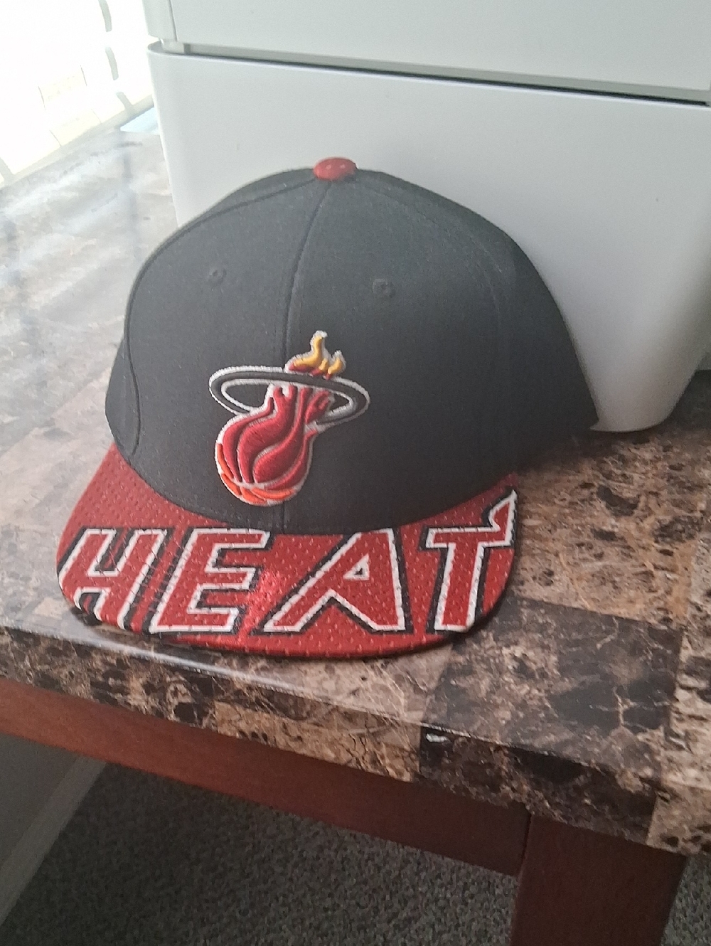 Mitchell & Ness Miami Heat Black and Red Snapback Hat